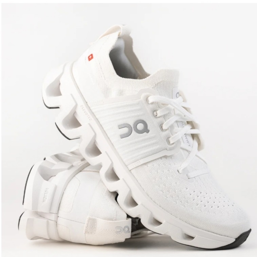 New On Cloud Swift 4 Running Shoes